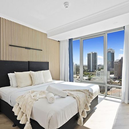 Legends Apartments - Qstay โกลด์โคสต์ ภายนอก รูปภาพ