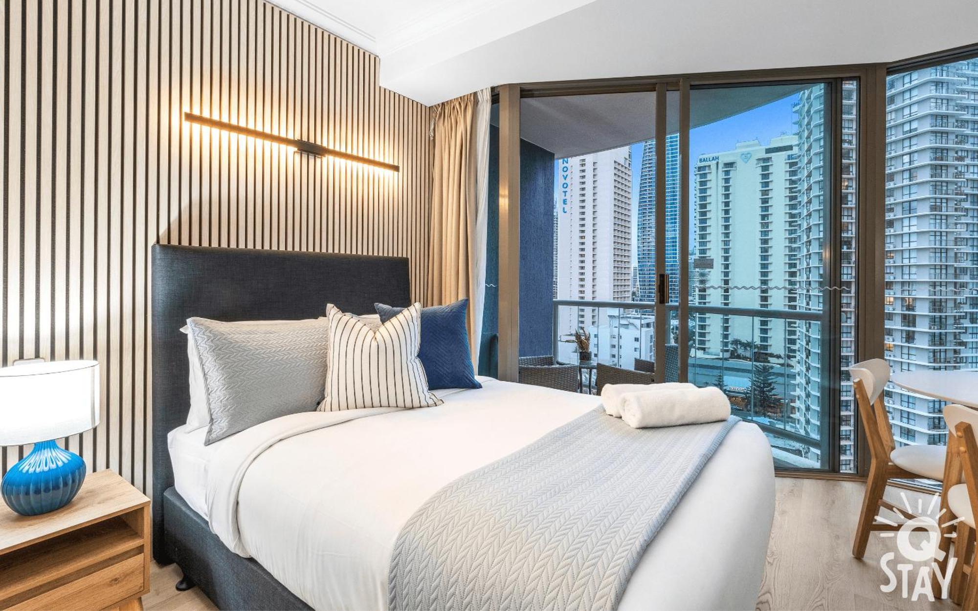 Legends Apartments - Qstay โกลด์โคสต์ ภายนอก รูปภาพ