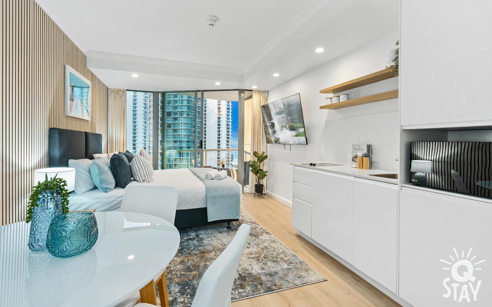 Legends Apartments - Qstay โกลด์โคสต์ ภายนอก รูปภาพ