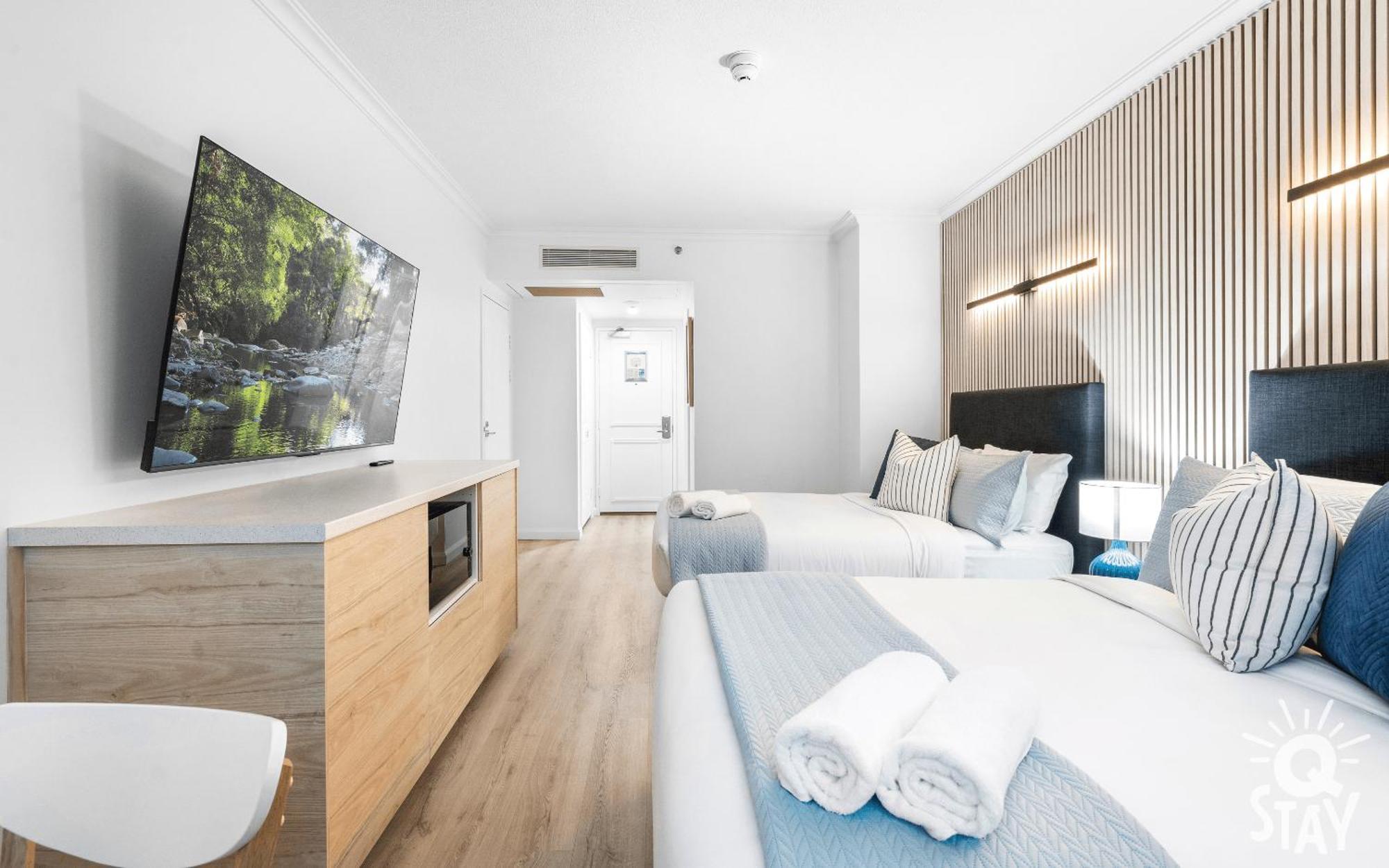 Legends Apartments - Qstay โกลด์โคสต์ ภายนอก รูปภาพ